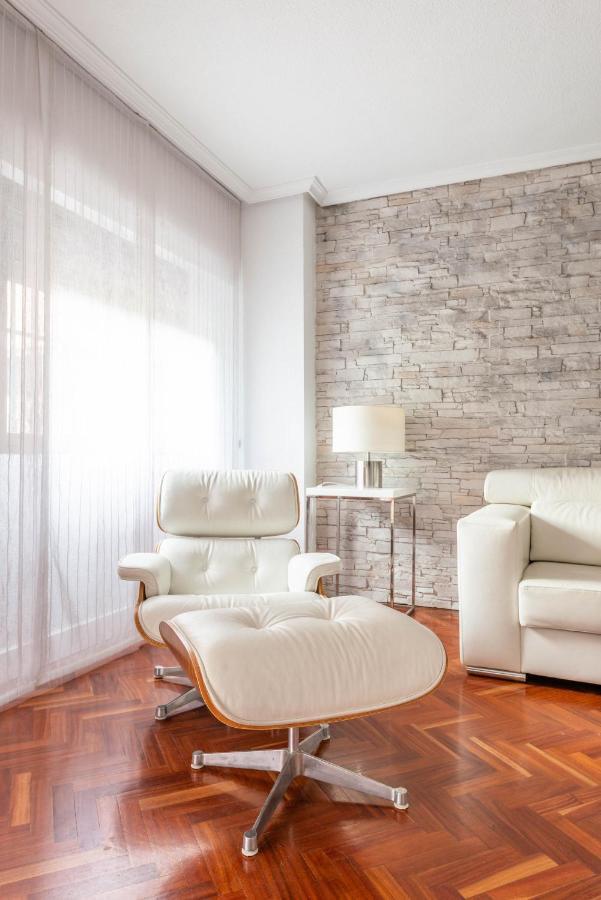 Bonita Habitacion Con Balcon Villaviciosa de Odon Bagian luar foto